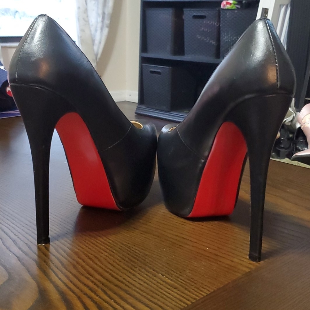 Italian leather red bottom heels size 40